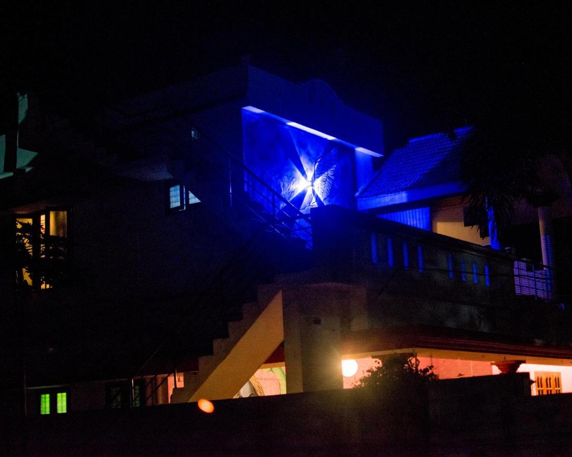 Hostelexp, - A Beach Town Hostel